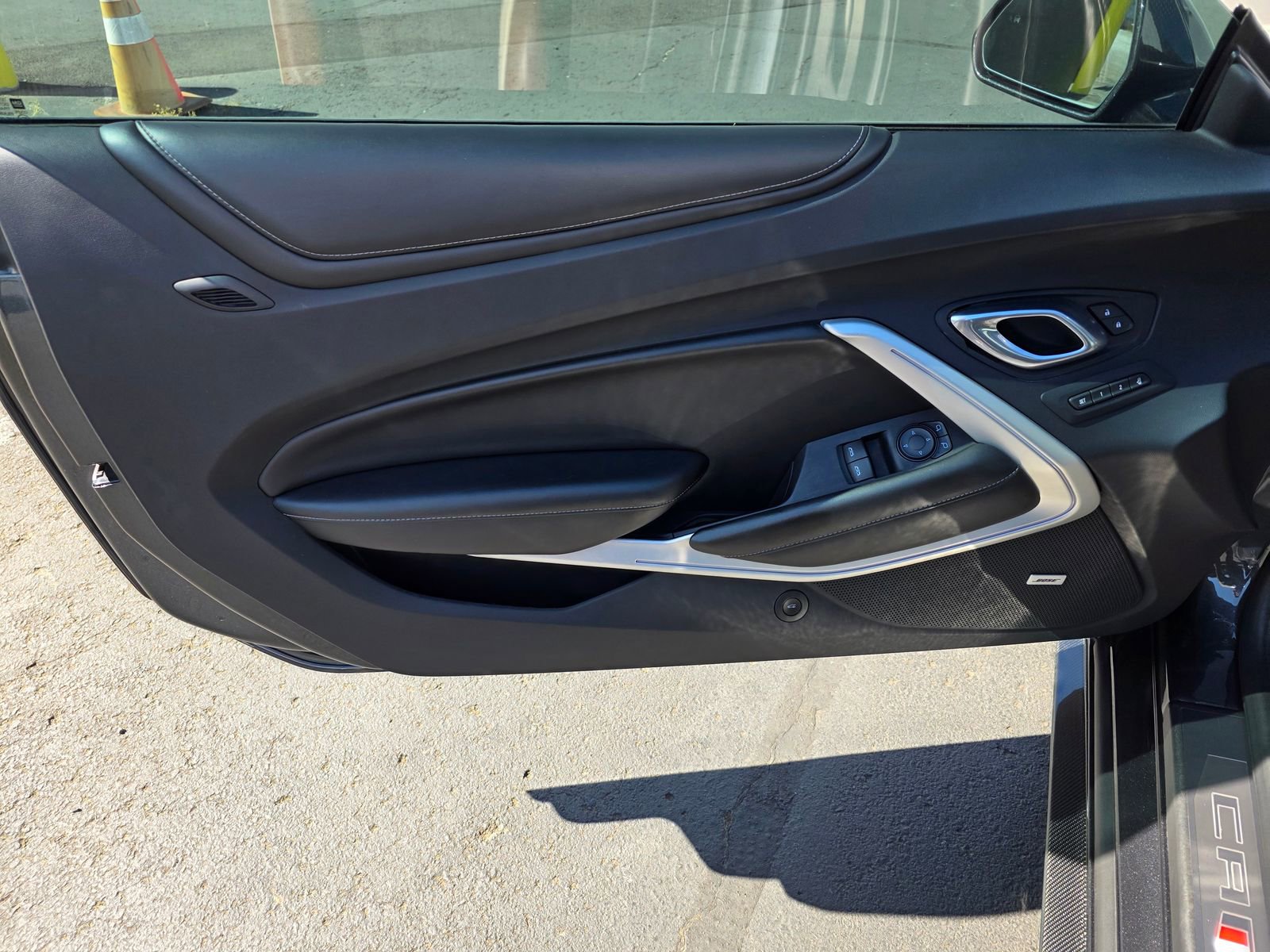 Used 2018 Chevrolet Camaro SS RWD image 10