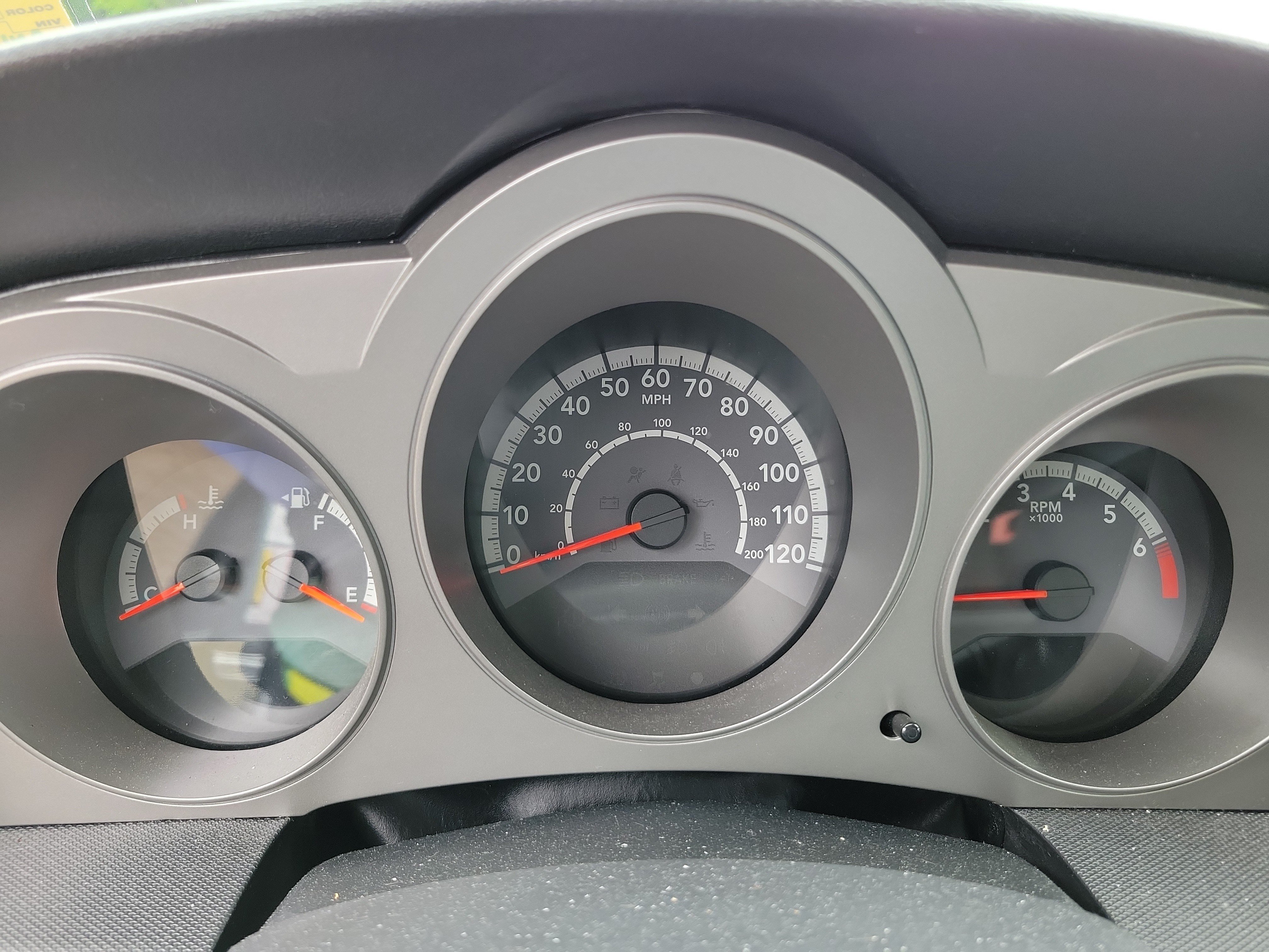 Used 2010 Dodge Avenger SXT FWD image 12