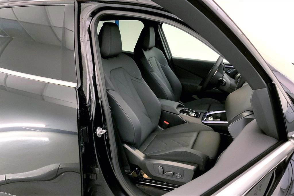 New 2025 BMW X3 xDrive30i w/ Premium Package image 7