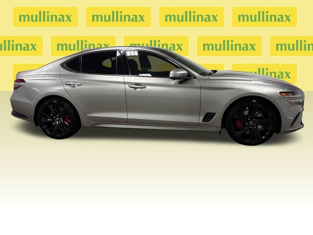 Used 2022 Genesis G70 3.3T RWD image 21