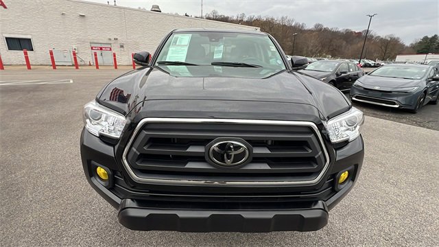Certified 2022 Toyota Tacoma SR5 image 9