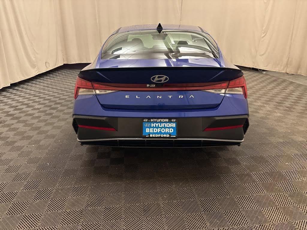 New 2026 Hyundai Elantra Sport FWD image 6