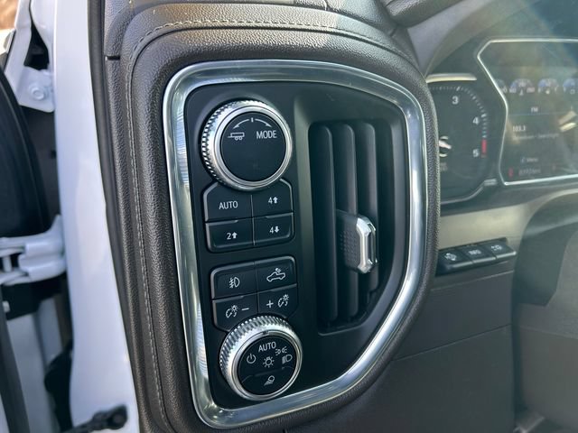 Used 2022 GMC Sierra 3500 Denali w/ Denali Ultimate Package AWD/4WD image 54