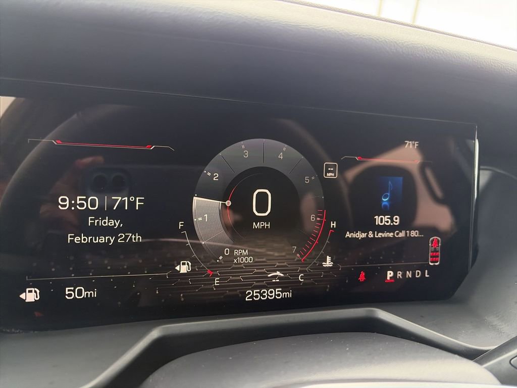 Used 2025 GMC Acadia Elevation image 18