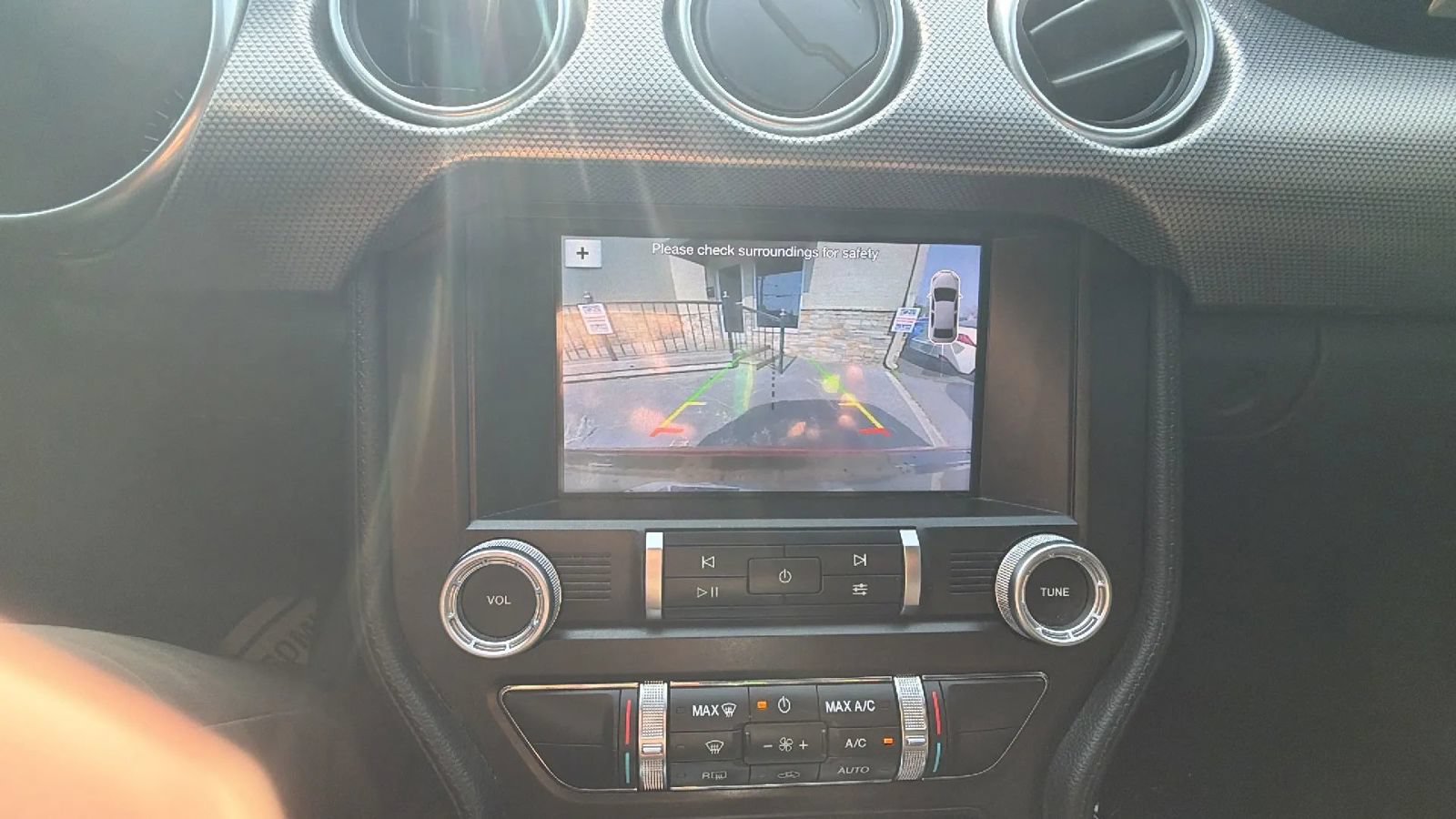 Used 2019 Ford Mustang GT w/ Equipment Group 301A RWD image 18