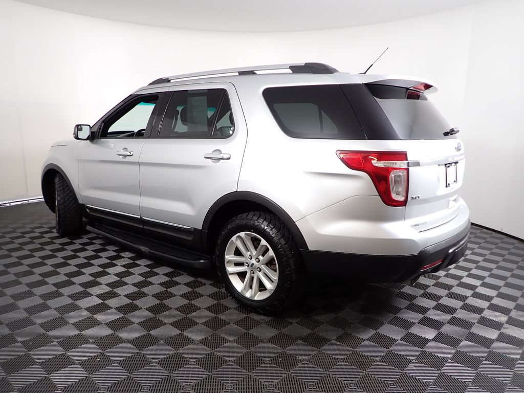 Used 2013 Ford Explorer XLT FWD image 11