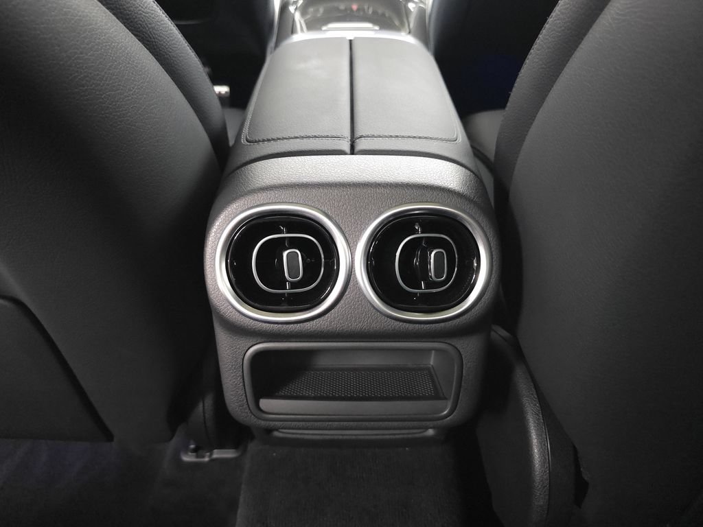 Certified 2026 Mercedes-Benz GLC 300 4MATIC image 24