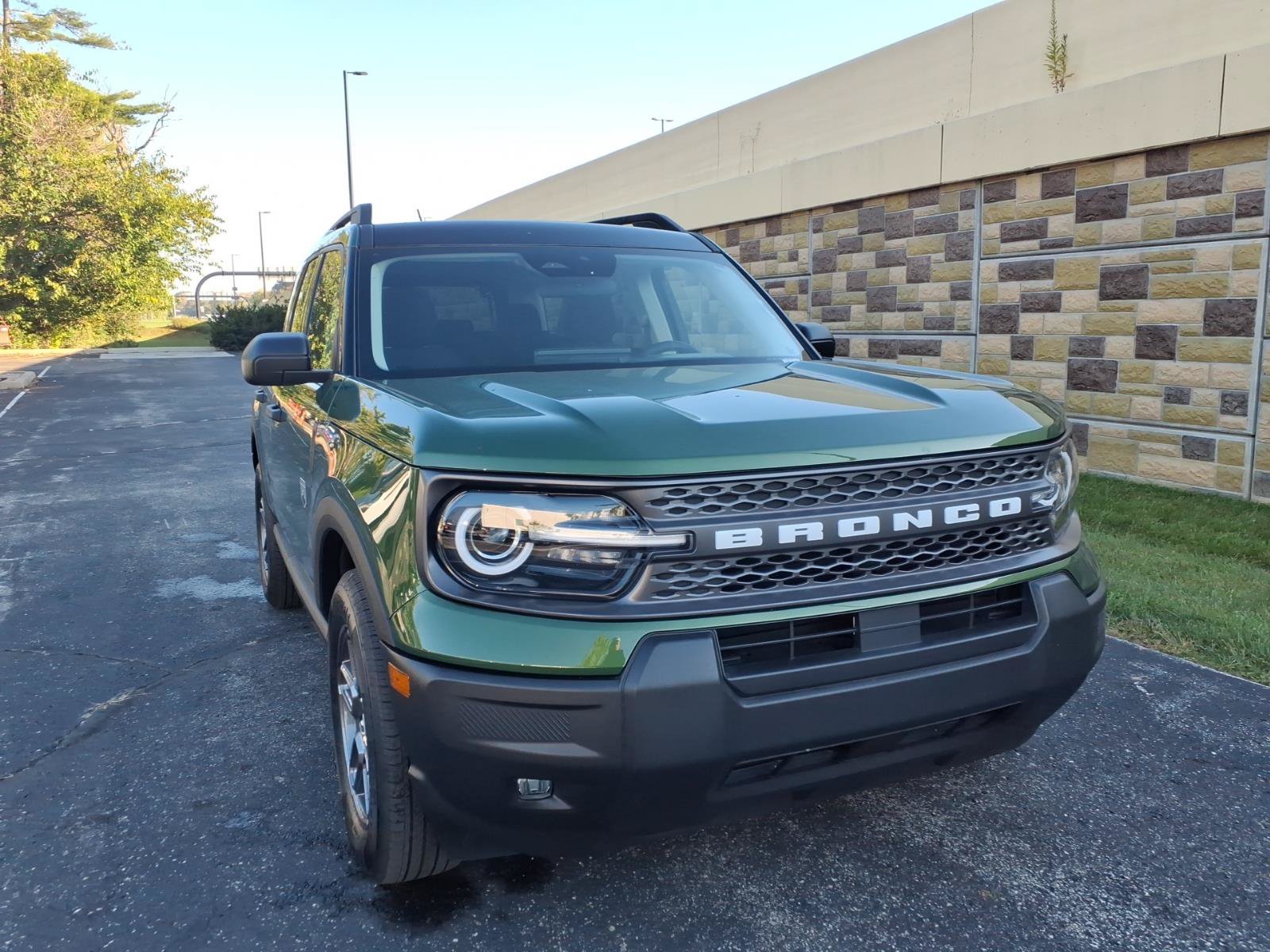 Used 2025 Ford Bronco Sport Big Bend w/ Convenience Package AWD/4WD image 2