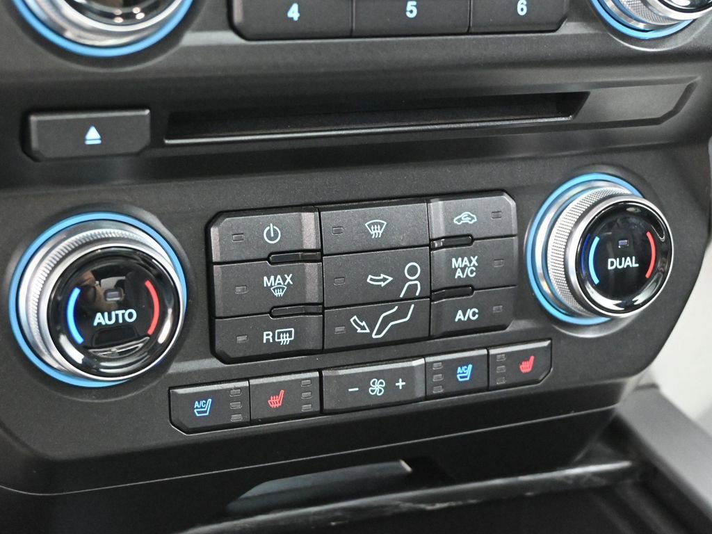 Certified 2018 Ford F350 Platinum w/ Platinum Ultimate Package image 20