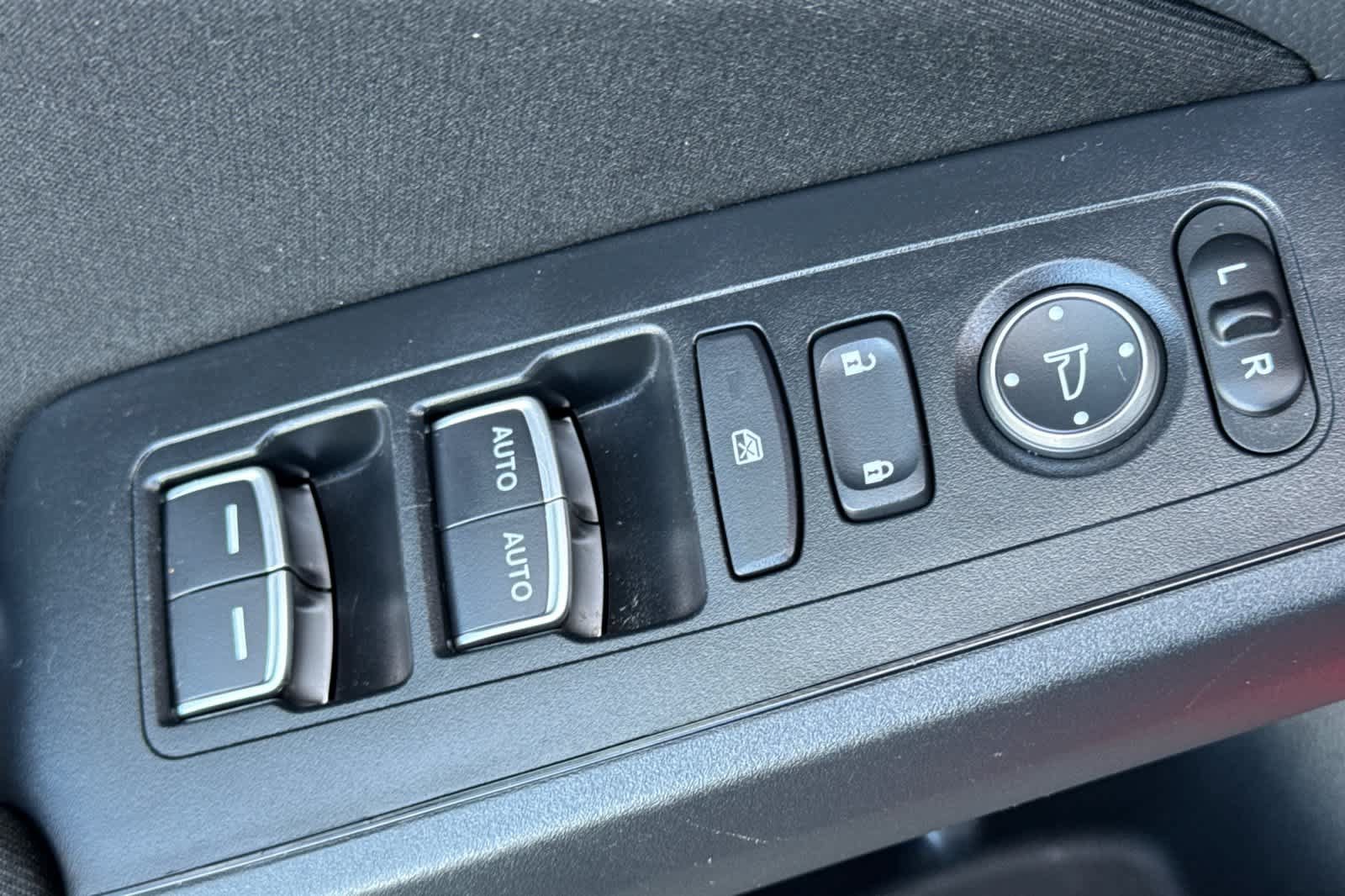 Used 2025 Honda Civic Sport image 13