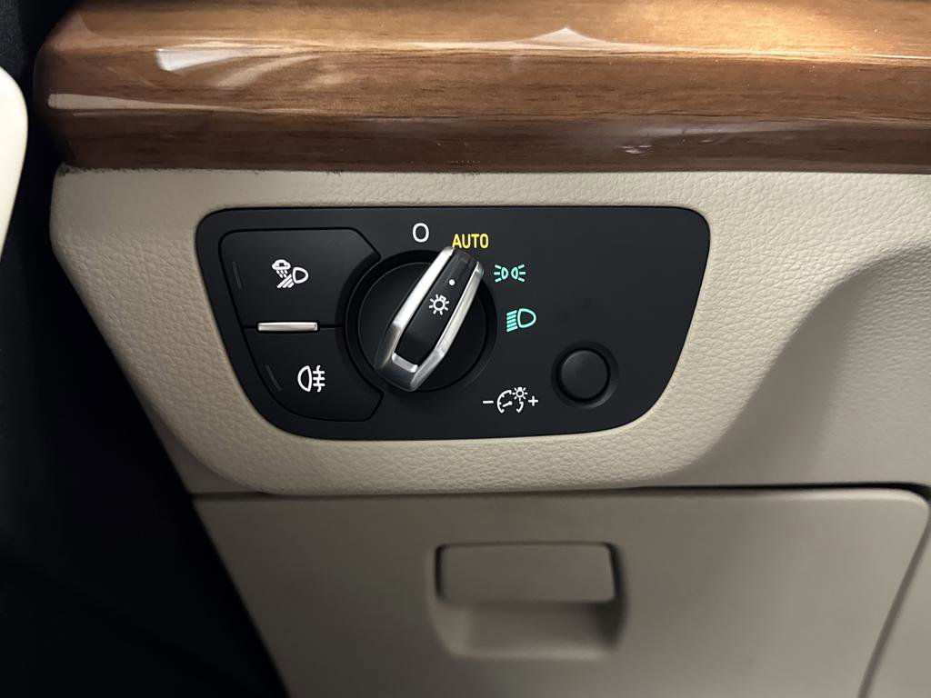 Used 2023 Audi Q5 e Premium Plus w/ Premium Plus Package image 25