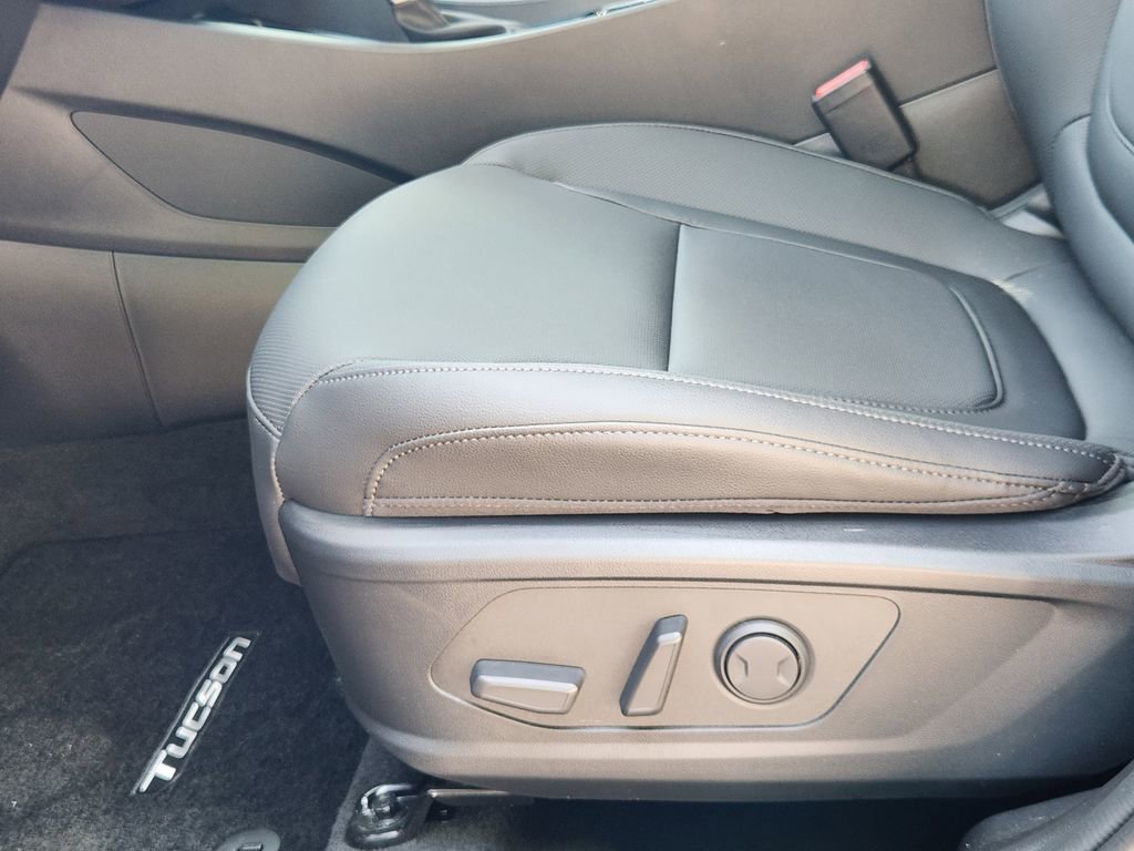 New 2026 Hyundai Tucson SEL FWD image 18