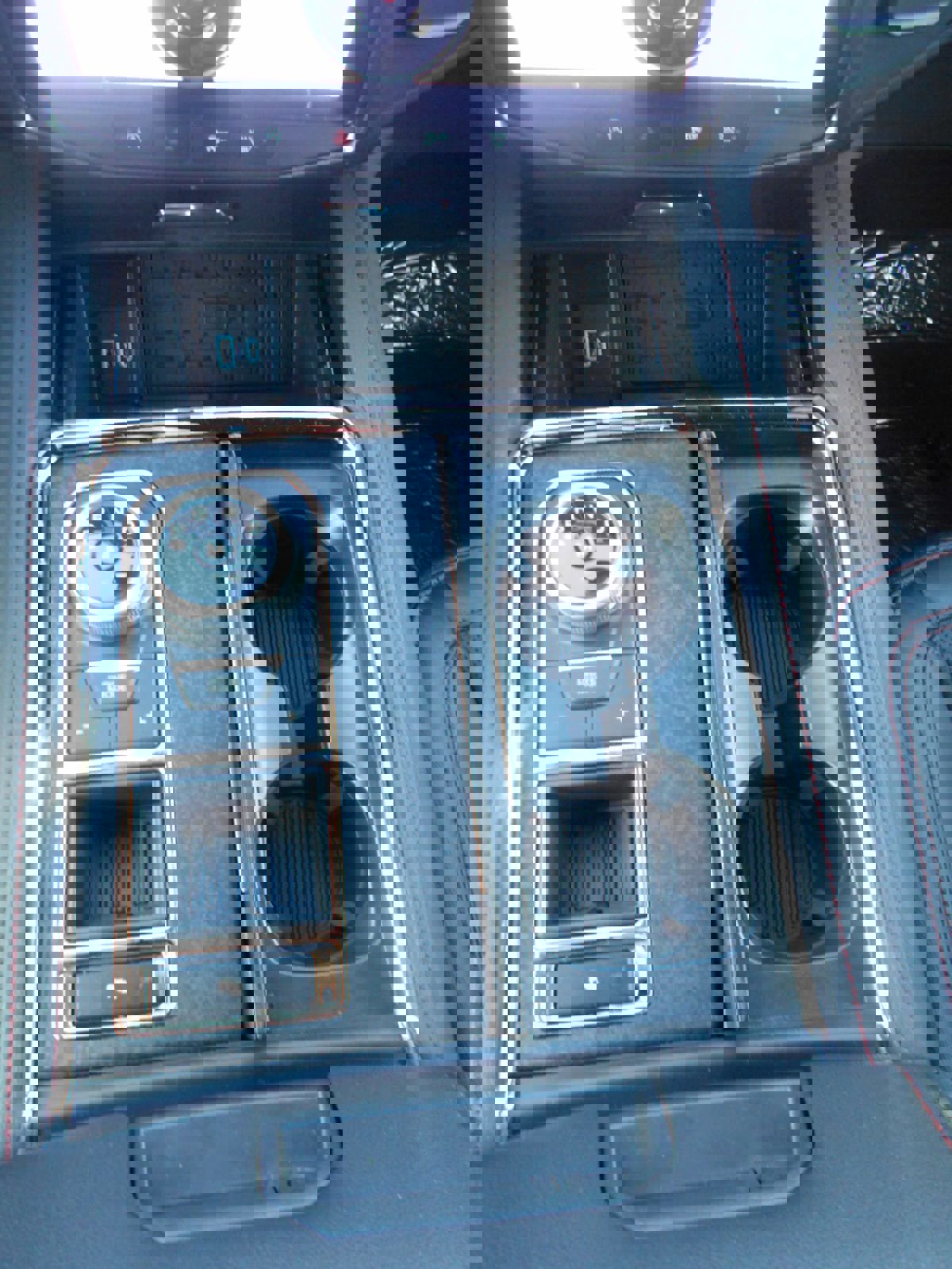 Used 2024 Ford Expedition Limited image 33