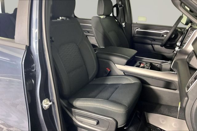 New 2026 RAM 1500 4x4 Crew Cab image 12