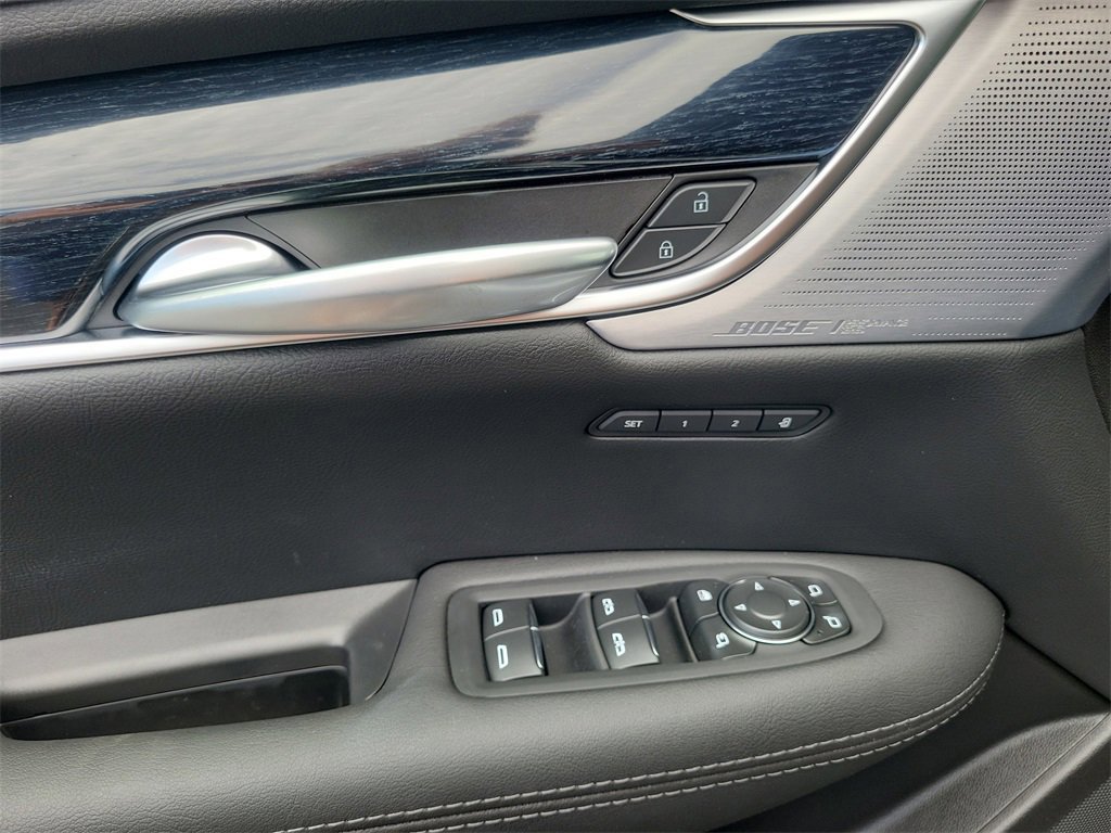 New 2025 Cadillac XT5 Premium Luxury image 15