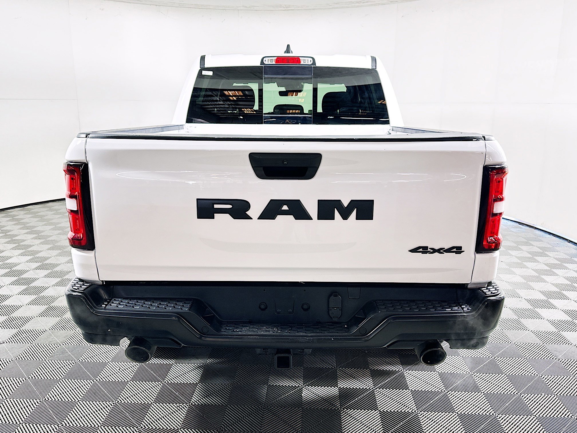 Used 2025 RAM 1500 Classic Warlock image 4
