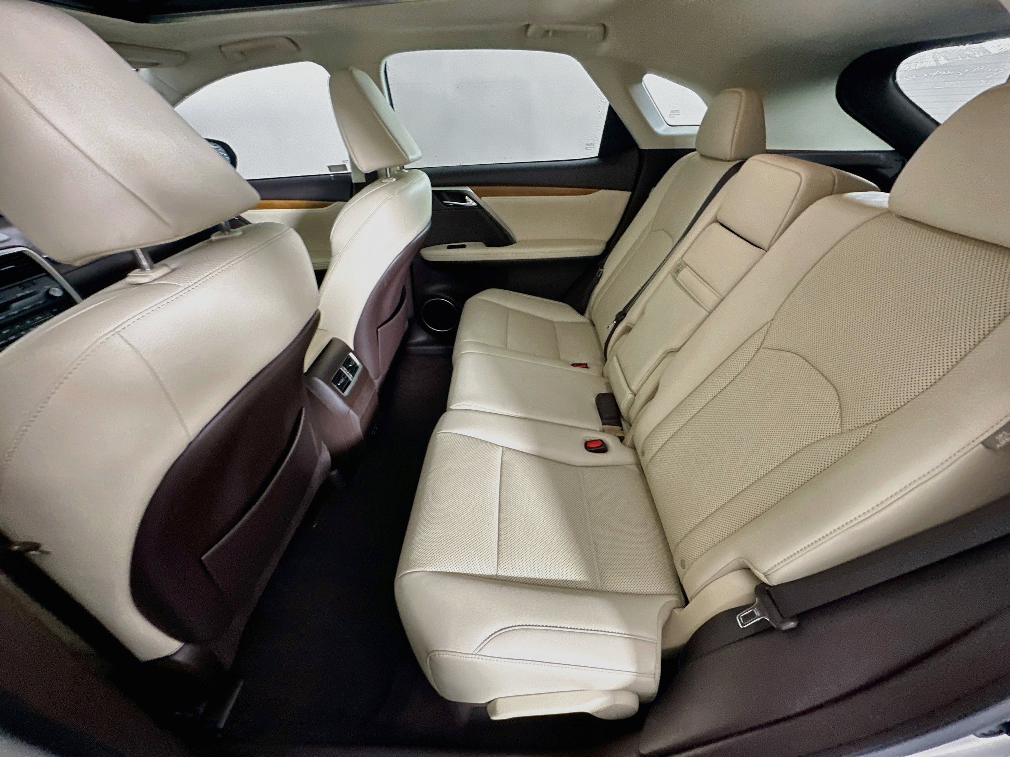 Used 2020 Lexus RX 450h AWD w/ Premium Package image 30