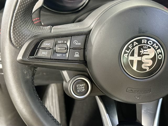 Used 2024 Alfa Romeo Tonale Veloce AWD/4WD image 23