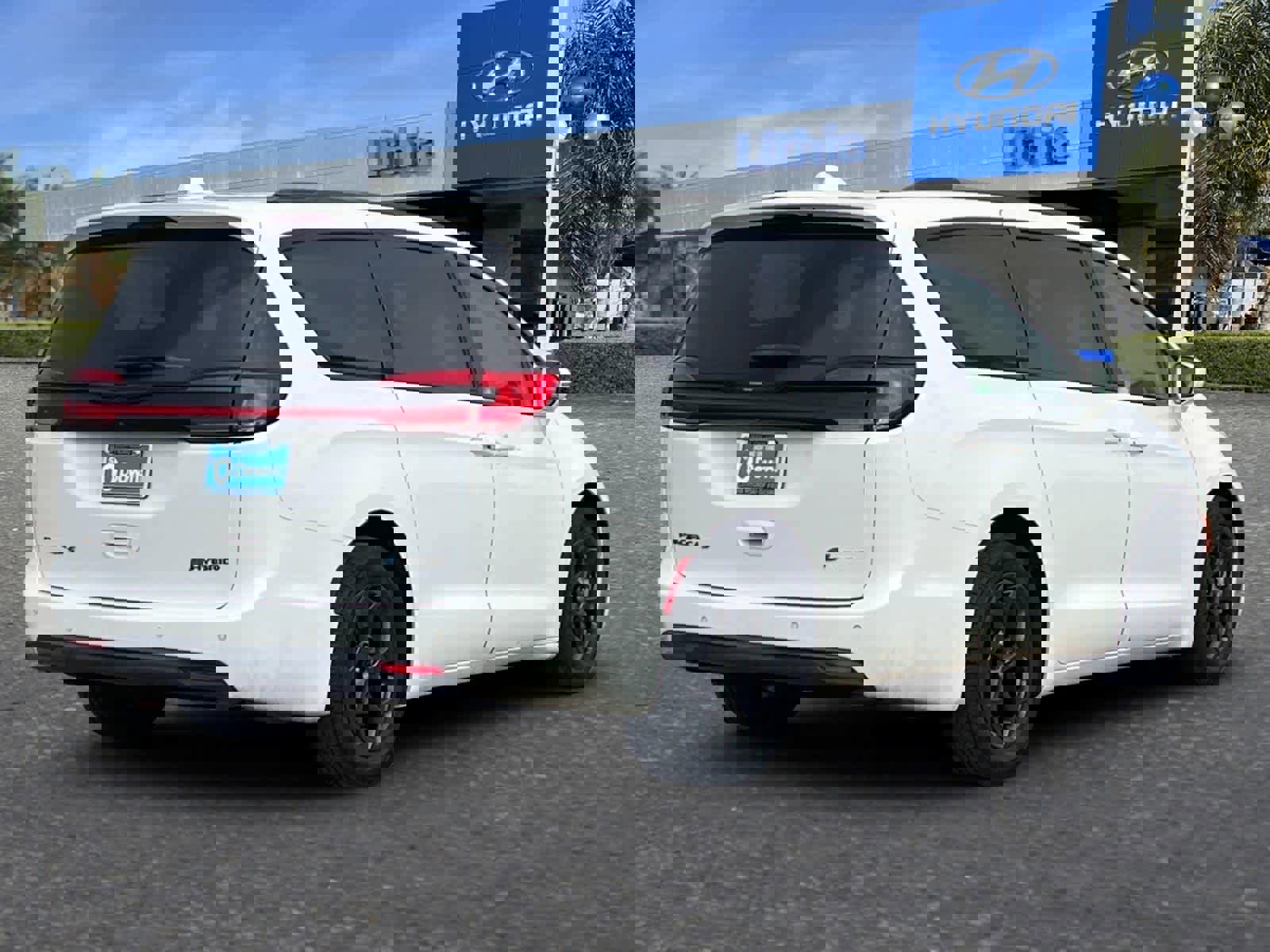 Used 2021 Chrysler Pacifica Touring w/ S Appearance Package video 3