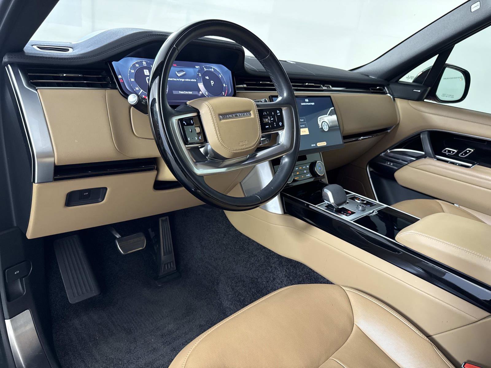 Used 2023 Land Rover Range Rover SE AWD/4WD image 21