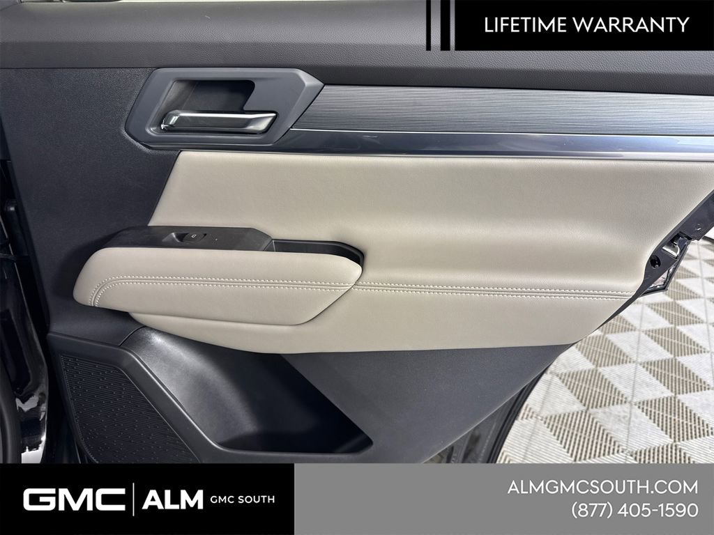New 2026 GMC Terrain Elevation w/ Elevation Premium Package image 18