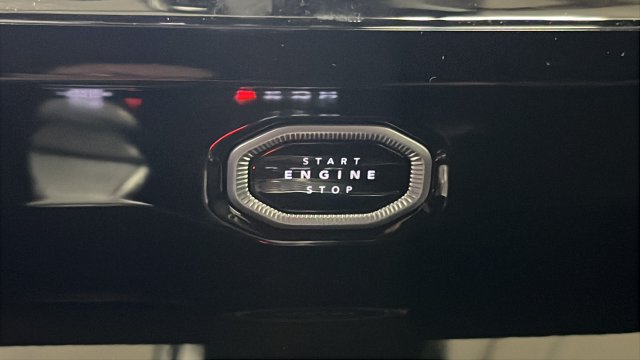 New 2026 Jeep Grand Cherokee Limited AWD/4WD image 36