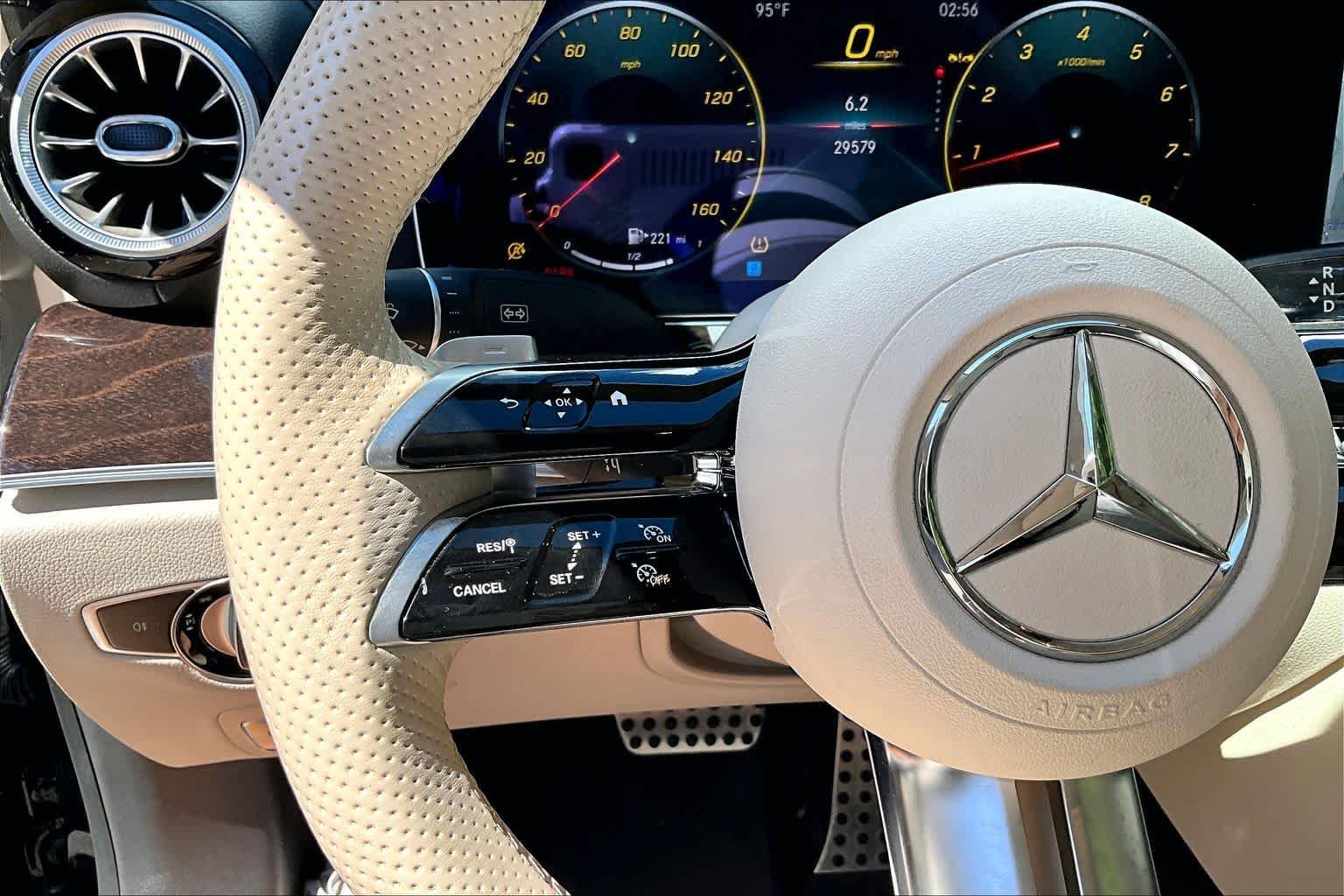 Used 2023 Mercedes-Benz E 450 4MATIC Cabriolet image 20