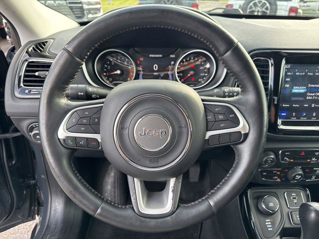 Used 2018 Jeep Compass Limited w/ Navigation Group AWD/4WD image 46