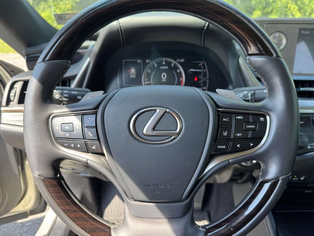 Used 2020 Lexus ES 350 w/ Premium Package FWD image 18