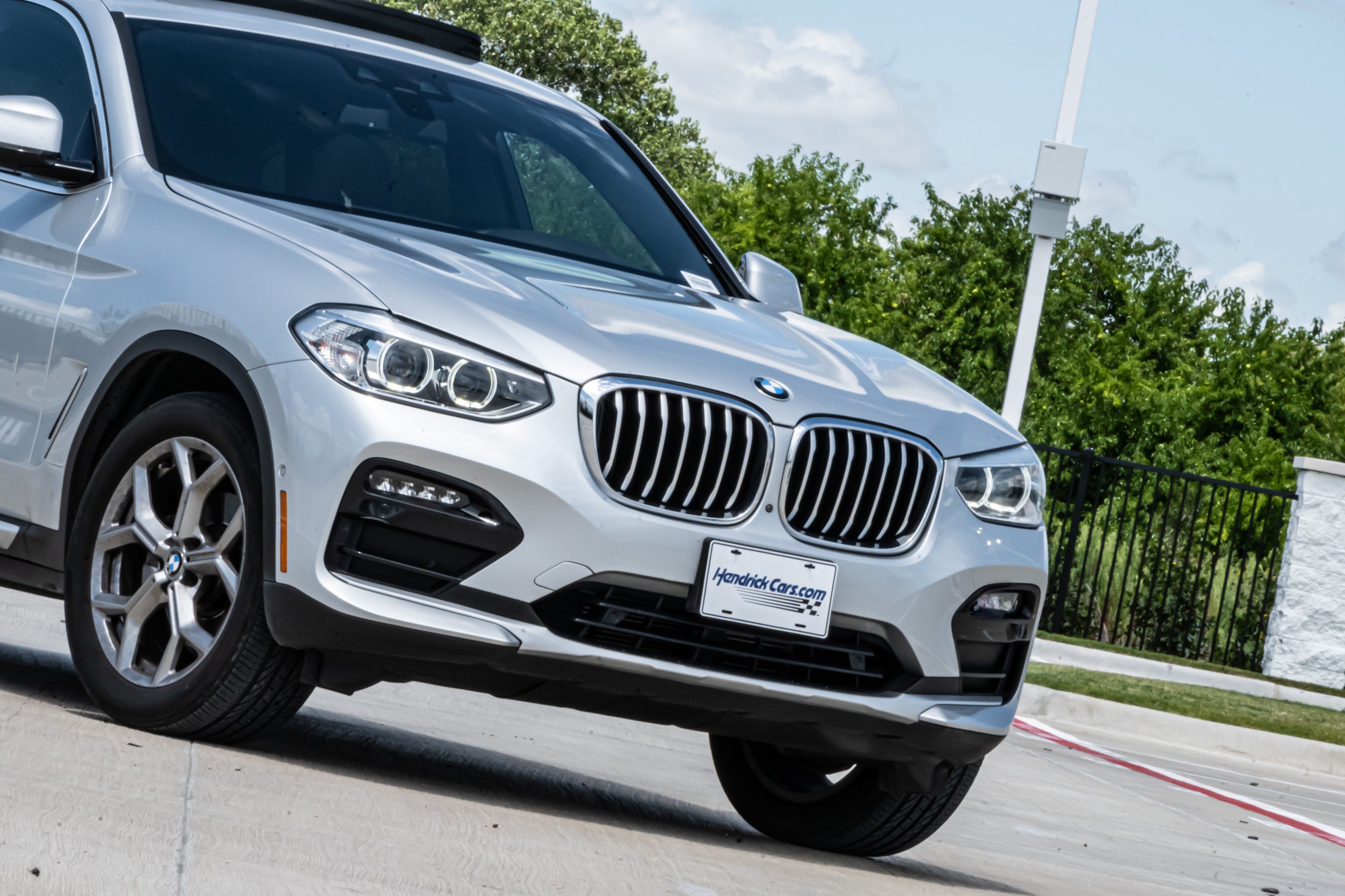 Used 2021 BMW X4 xDrive30i w/ Premium Package AWD/4WD image 38