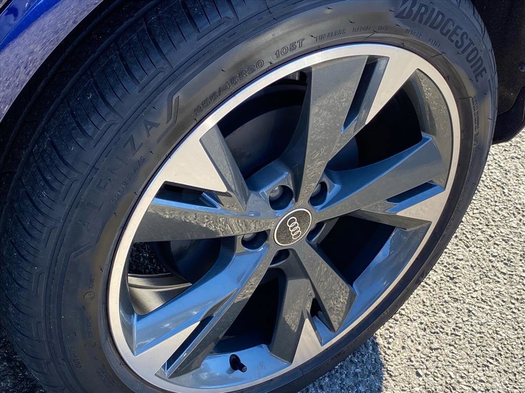 Used 2023 Audi Q4 e-tron Premium Plus image 21