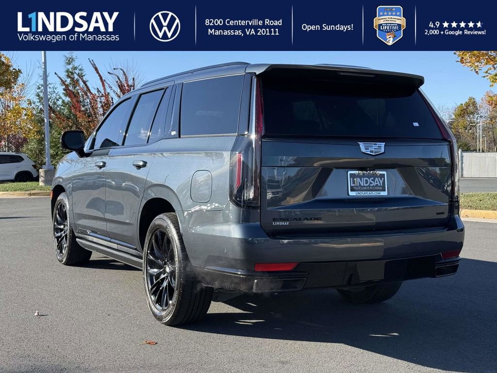 Used 2021 Cadillac Escalade Sport Platinum w/ LPO, ONYX Package image 4