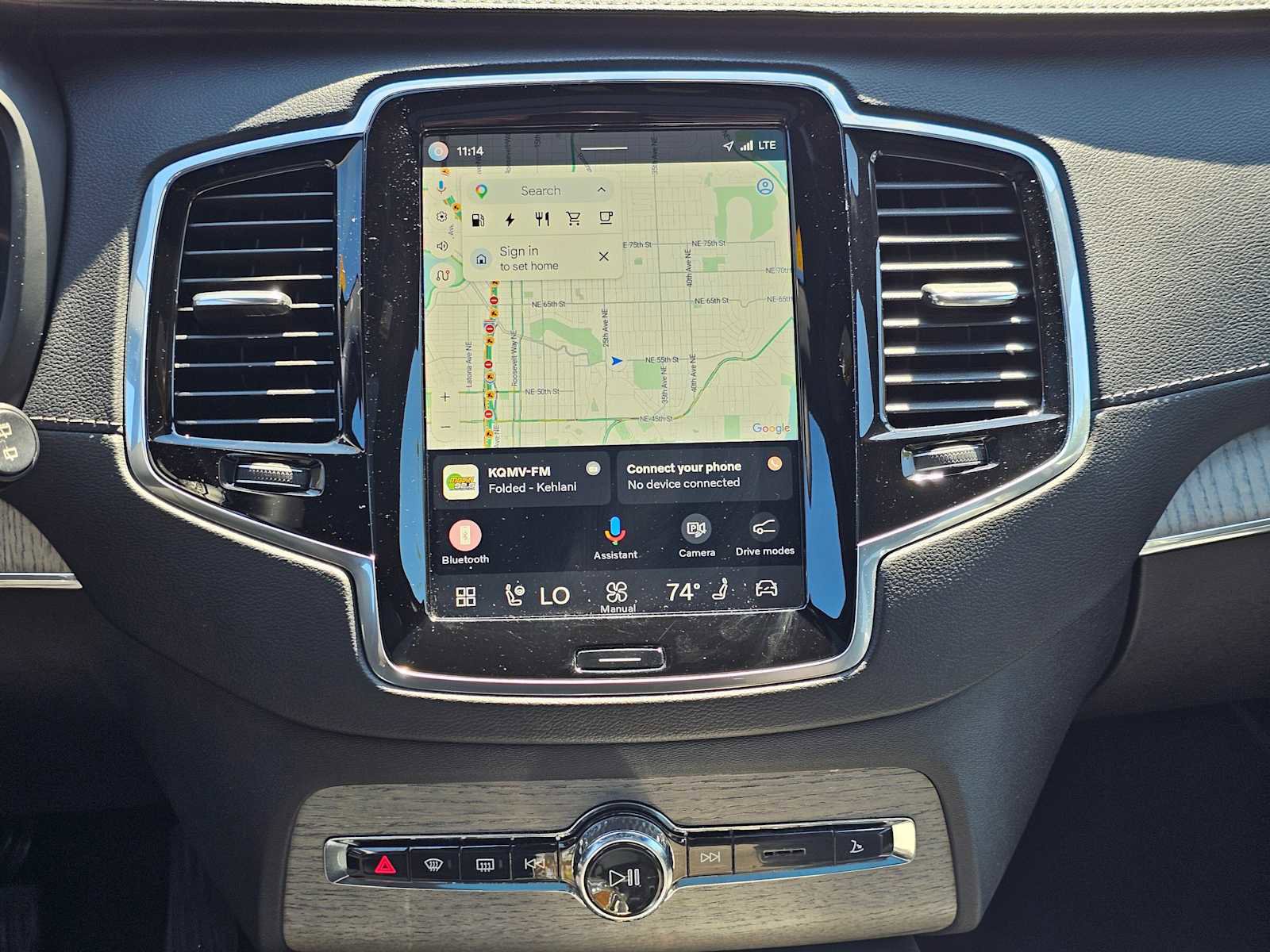 Certified 2023 Volvo XC90 T8 Ultimate w/ Lounge Package AWD/4WD image 29