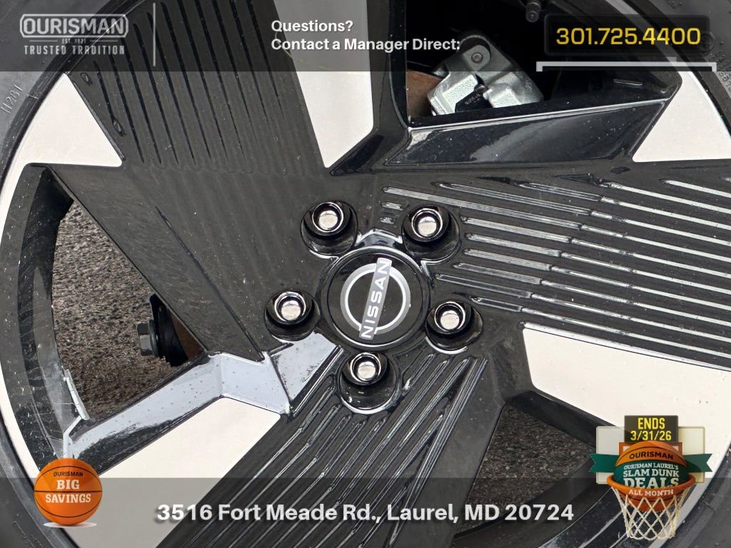 New 2025 Nissan Kicks SR image 4