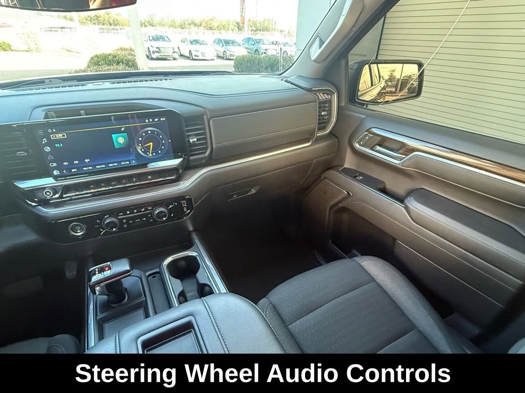 Used 2022 Chevrolet Silverado 1500 RST RWD image 12
