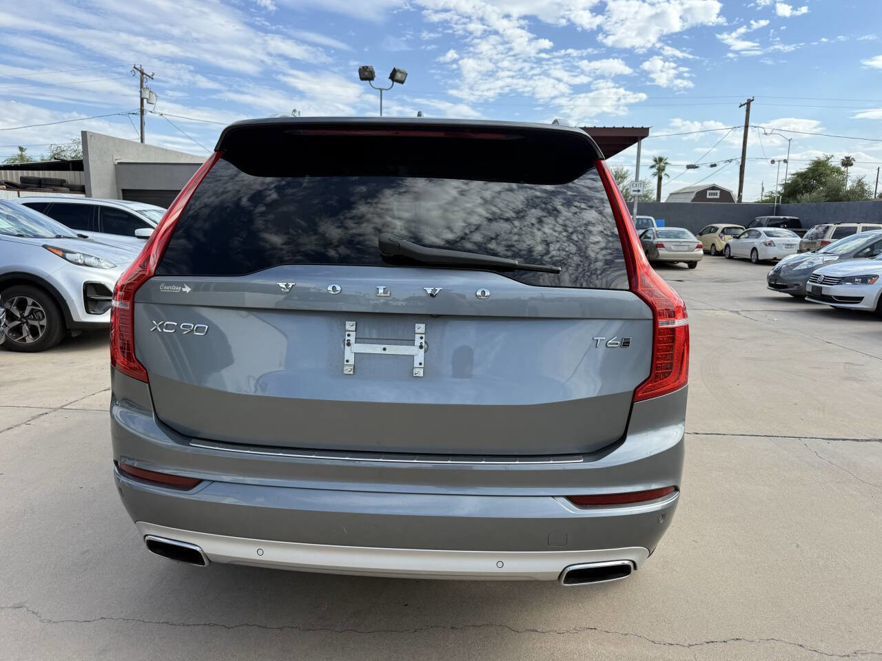 Used 2018 Volvo XC90 T6 Momentum w/ Convenience Package image 5