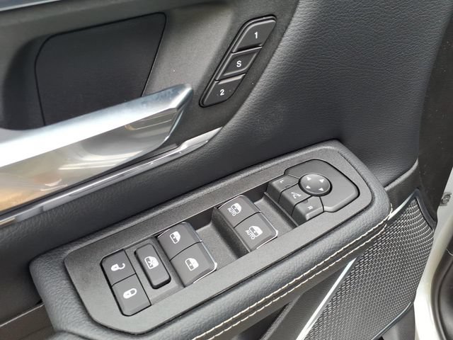 New 2026 RAM 1500 Laramie AWD/4WD image 21