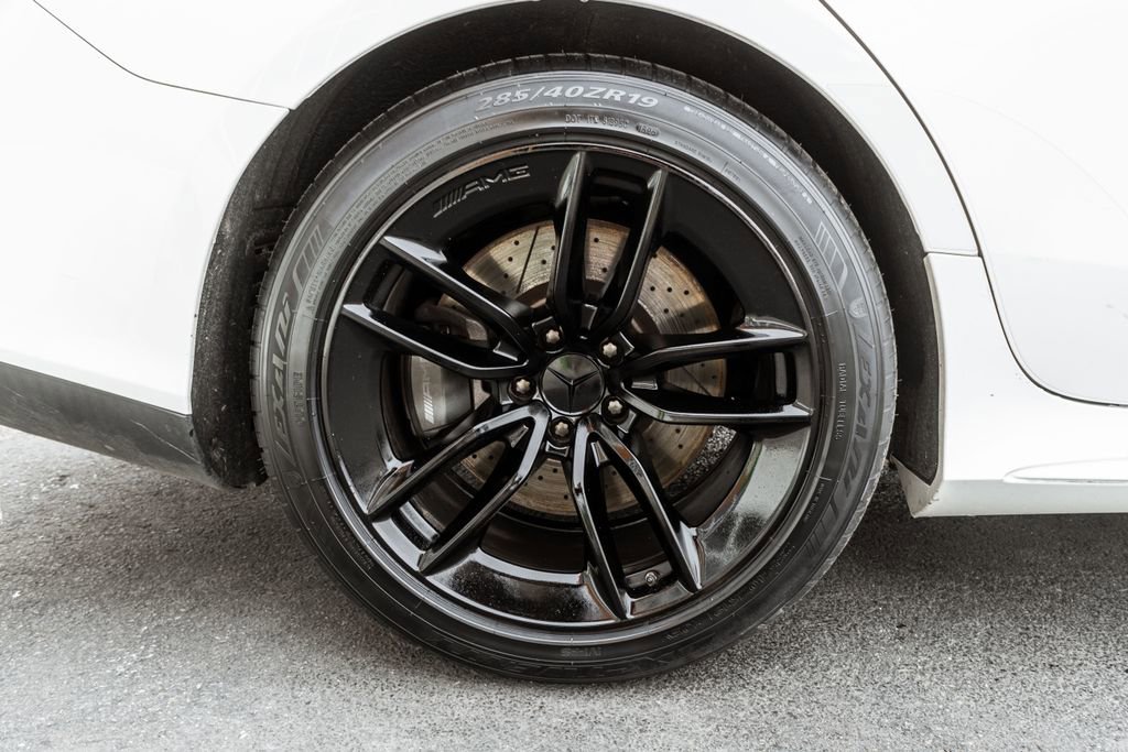 Used 2022 Mercedes-Benz AMG GT 53 image 40