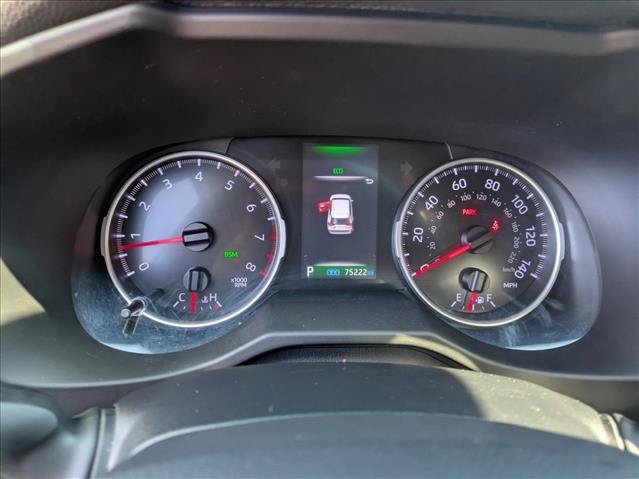 Used 2022 Toyota RAV4 XLE Premium FWD image 10
