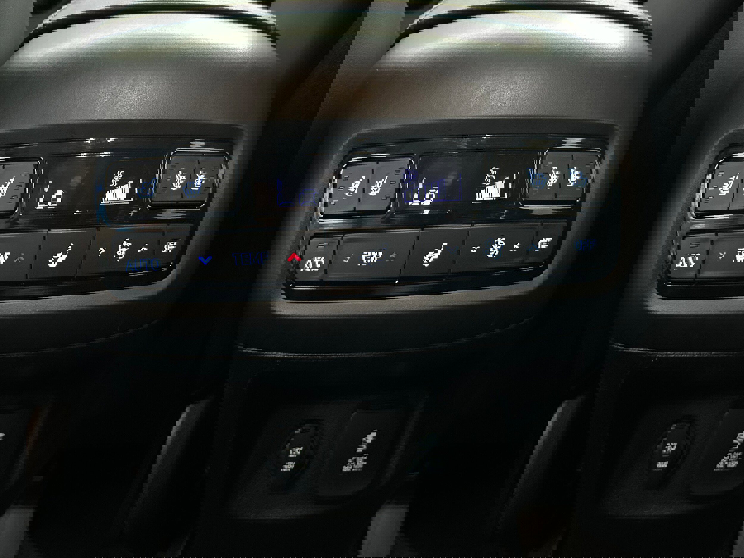 Used 2023 Hyundai Palisade SEL w/ Premium Package image 22