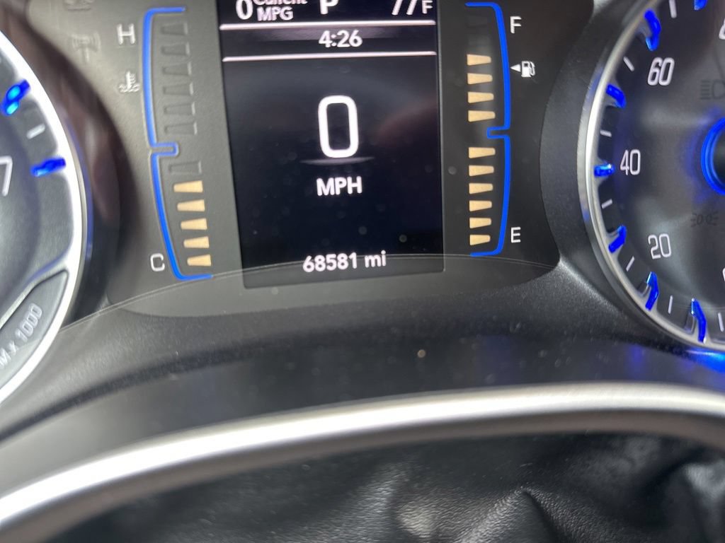 Used 2018 Chrysler Pacifica Touring Plus FWD image 29