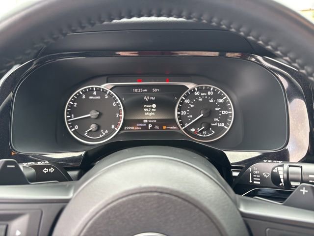 Used 2024 Nissan Pathfinder SV image 15