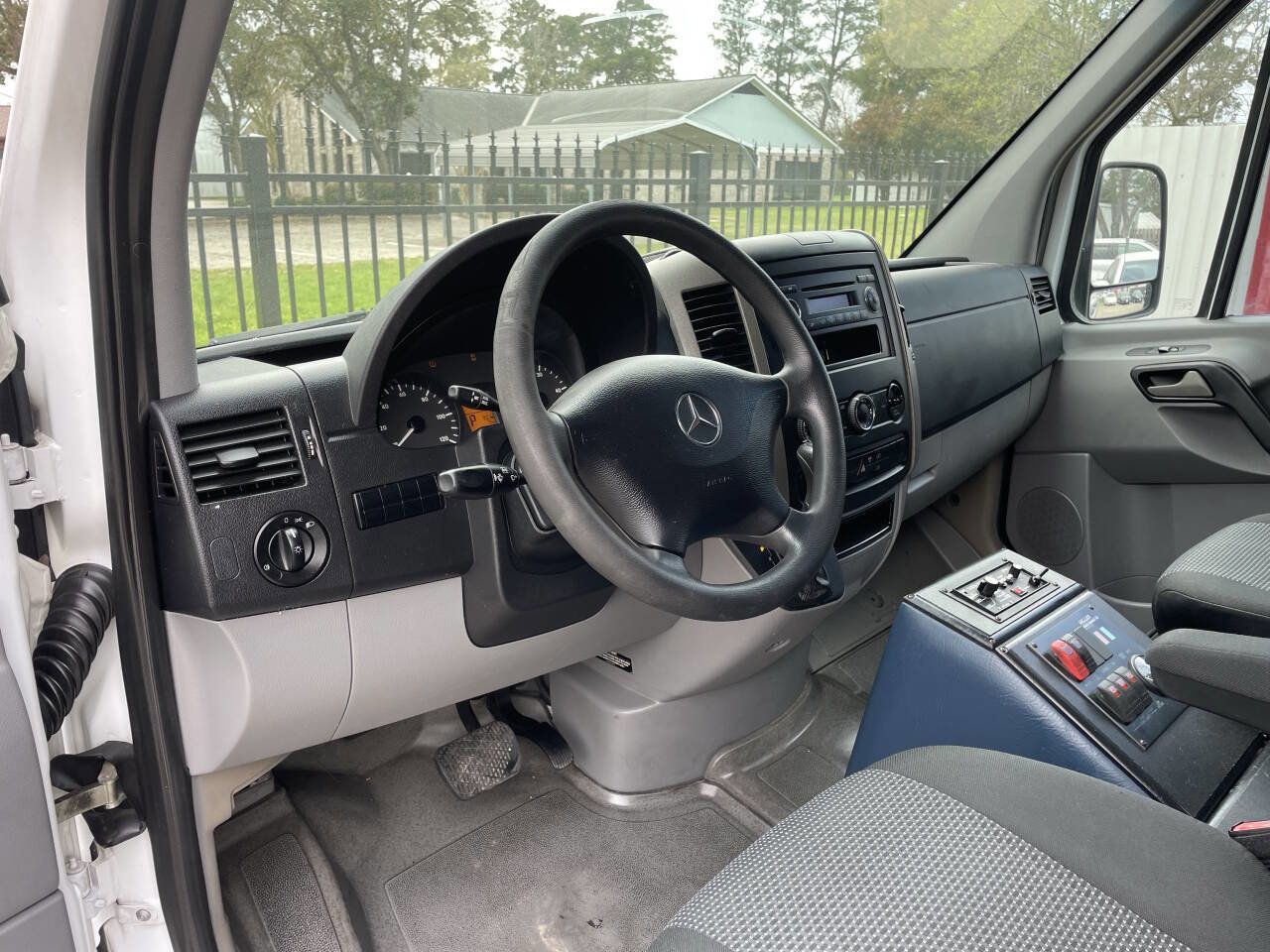 Used 2012 Mercedes-Benz Sprinter 2500 image 10