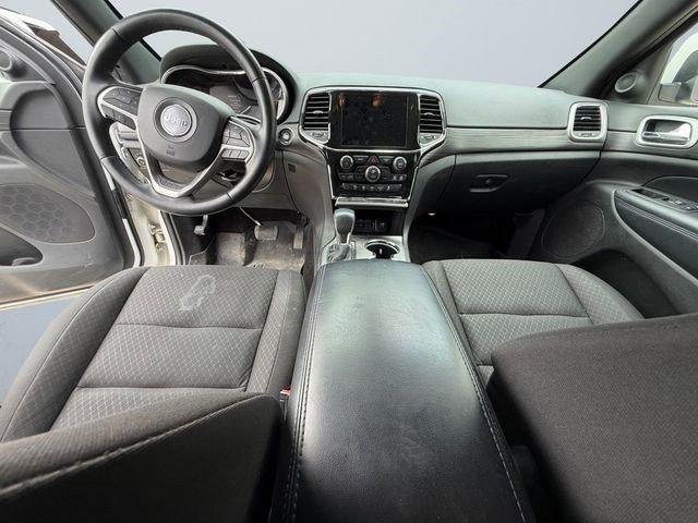 Used 2022 Jeep Grand Cherokee Laredo E w/ Security & Convenience Group AWD/4WD image 12