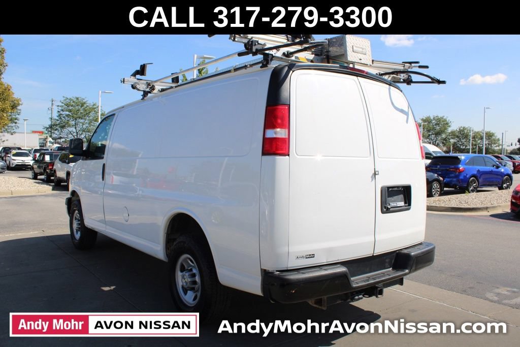 Used 2021 Chevrolet Express 2500 w/ Driver Convenience Package RWD image 5