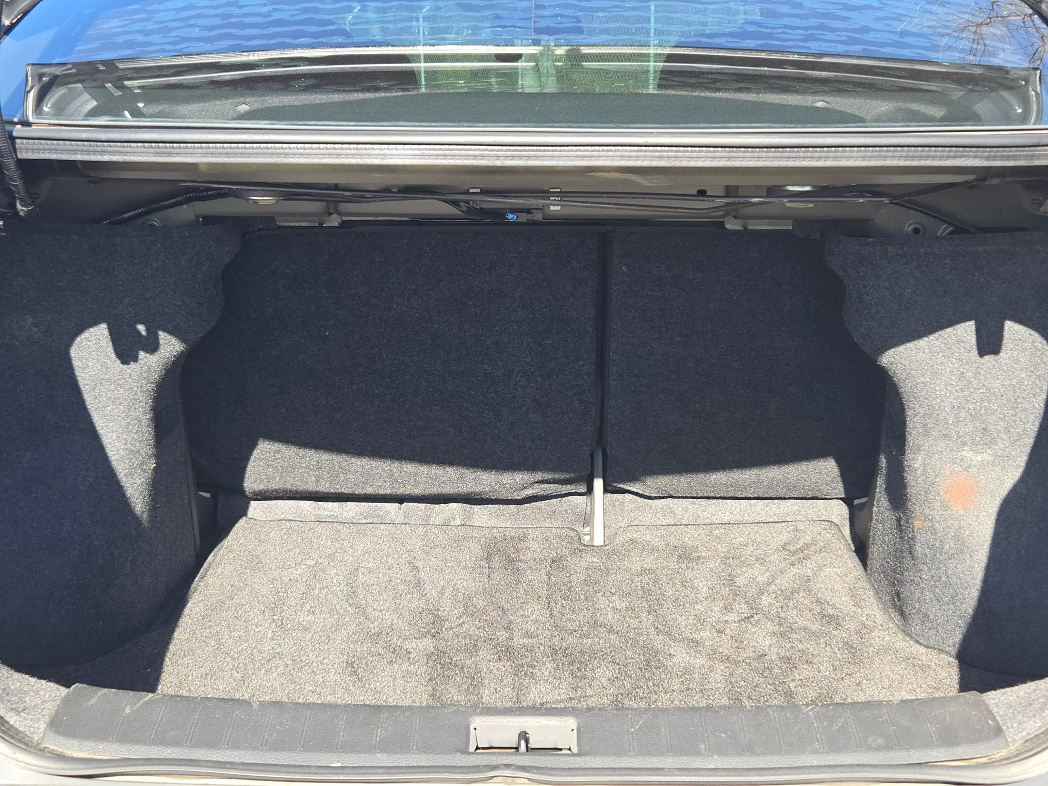 Used 2018 Nissan Sentra SR w/ SR Midnight Edition Package image 24