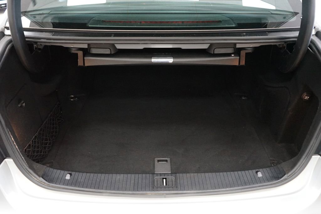 Used 2014 Mercedes-Benz E 350 4MATIC Sedan image 52