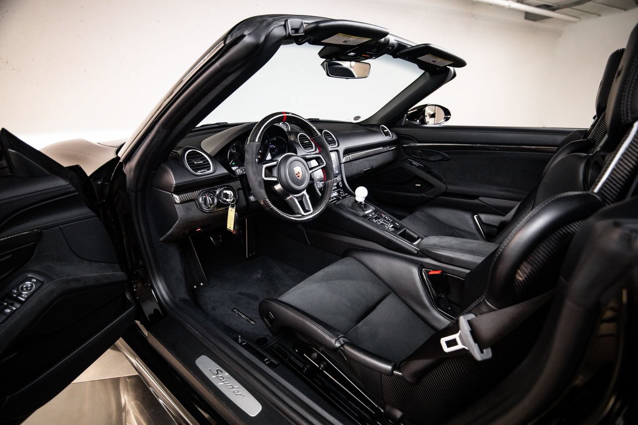 Certified 2022 Porsche 718 Boxster Spyder RWD image 4