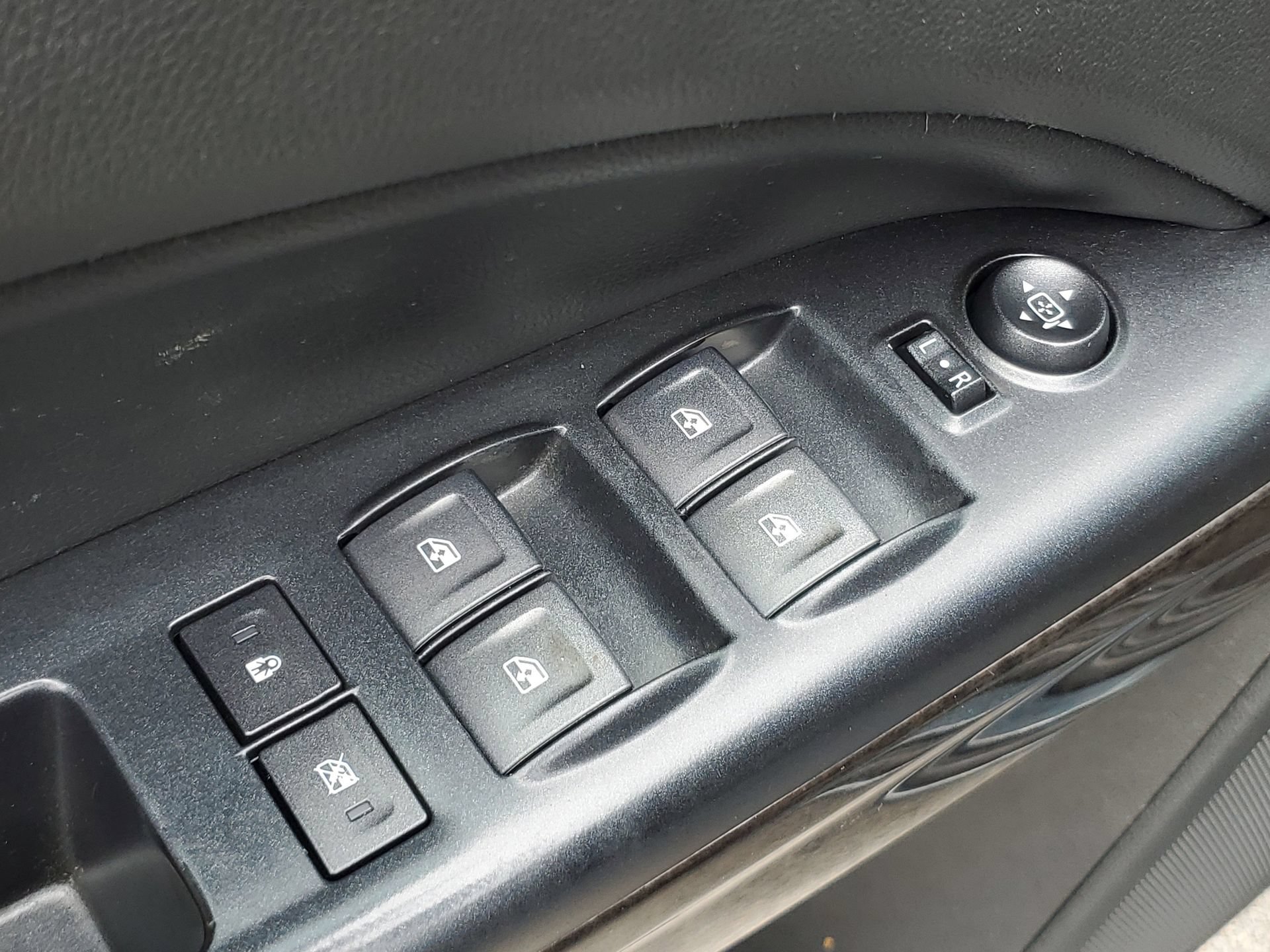 Used 2019 GMC Canyon SLE w/ Elevation Edition RWD image 17