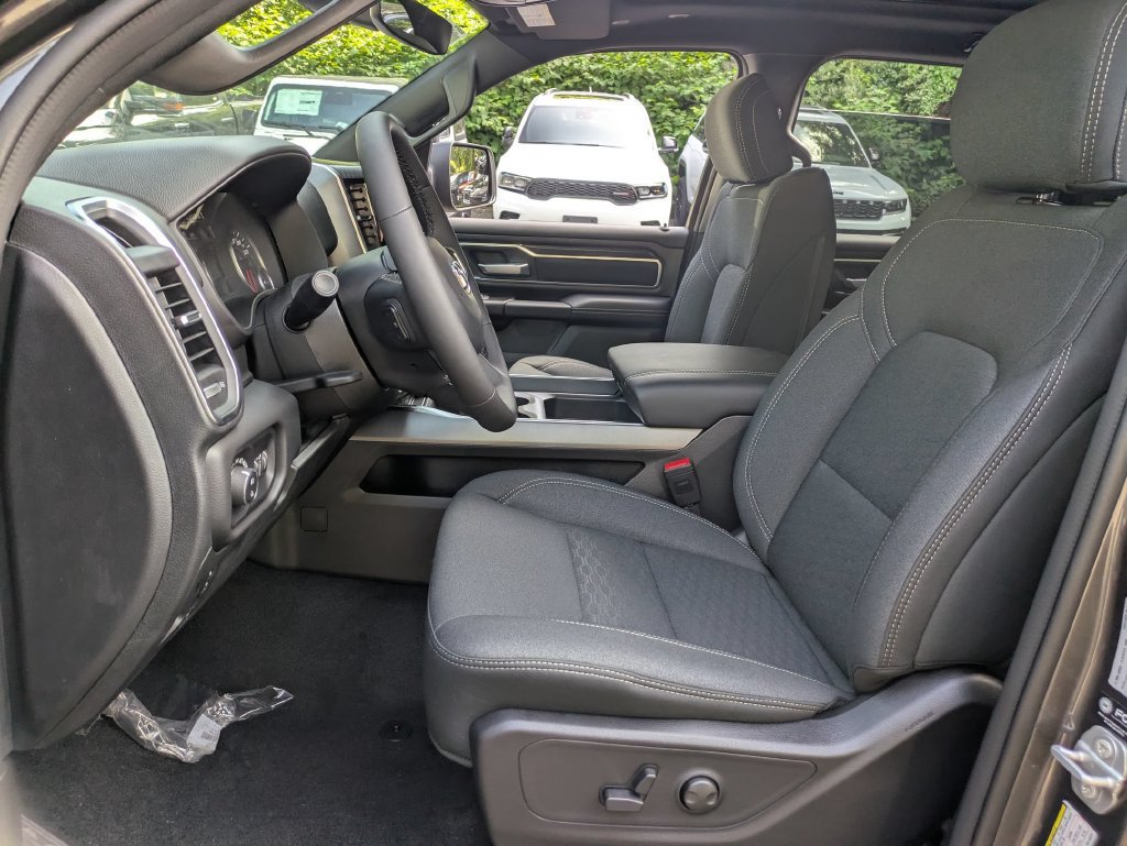 New 2026 RAM 1500 Big Horn AWD/4WD image 12